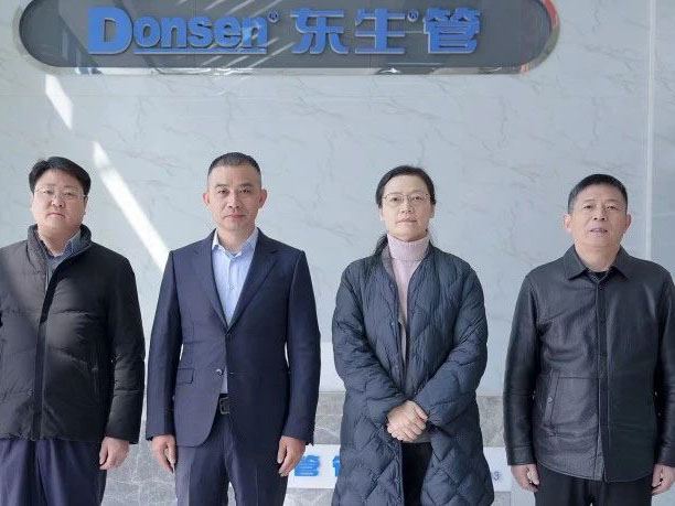 熱烈歡迎新干縣委書記譚曉艷、縣長涂樂等領(lǐng)導(dǎo)蒞臨我公司考察指導(dǎo)！